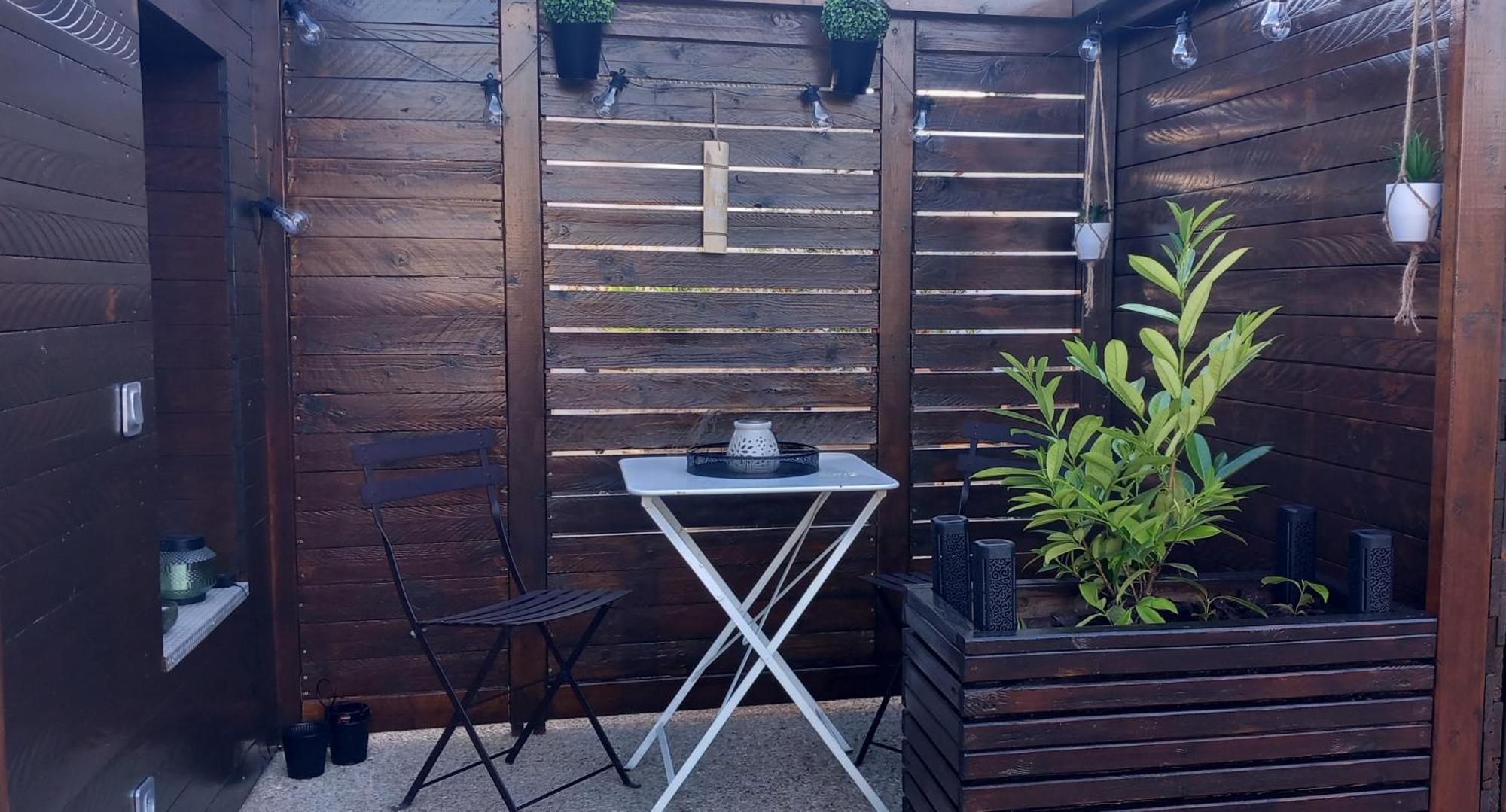 Agreable Pour 2 Avec Salle De Bain Et Terrasse Privees *
