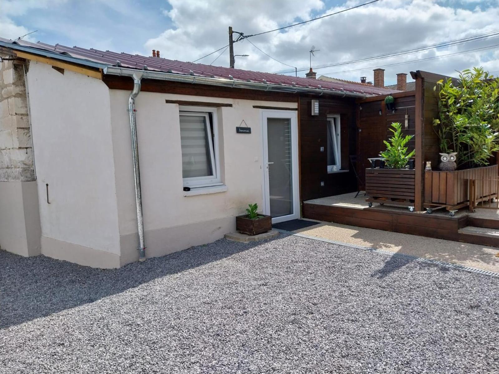 Homestay Agreable Pour 2 Avec Salle De Bain Et Terrasse Privees